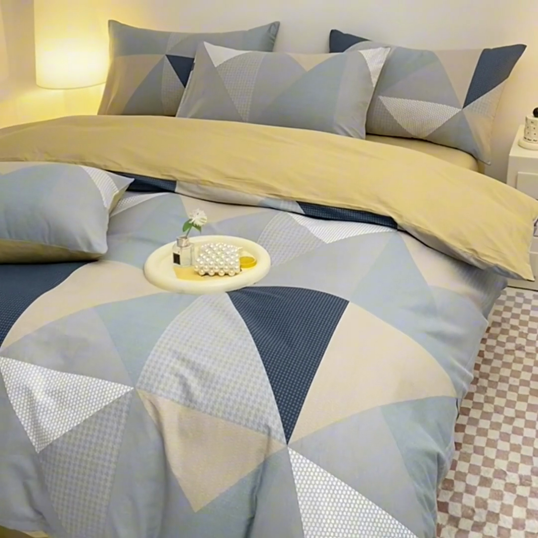 91家纺网 家纺一手货源 找家纺 宇彬家纺 2026直播新款13070全棉纯棉印花床单床笠款四件套和单被套喷气清新简约（缩水足可定做） 多彩三角