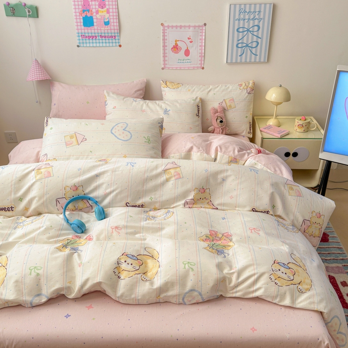 91家纺网 家纺一手货源 找家纺 曼之夏 2025新款全棉印花四件套 萌萌猫咪