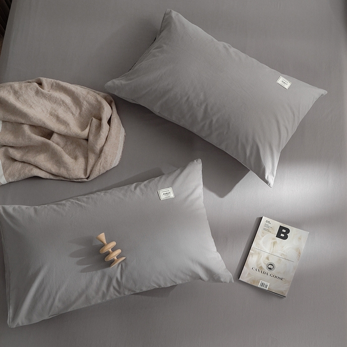 91家纺网 家纺一手货源 找家纺 雅居纺家纺 2025新款全棉素色水洗棉单枕套 绅士灰