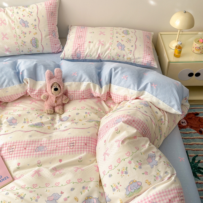 91家纺网 家纺一手货源 找家纺 曼之夏 2025新款全棉印花四件套 花环小象