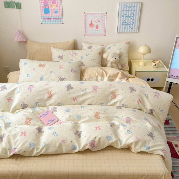 91家纺网 家纺一手货源 找家纺 曼之夏 2025新款全棉印花四件套 点点礼物熊