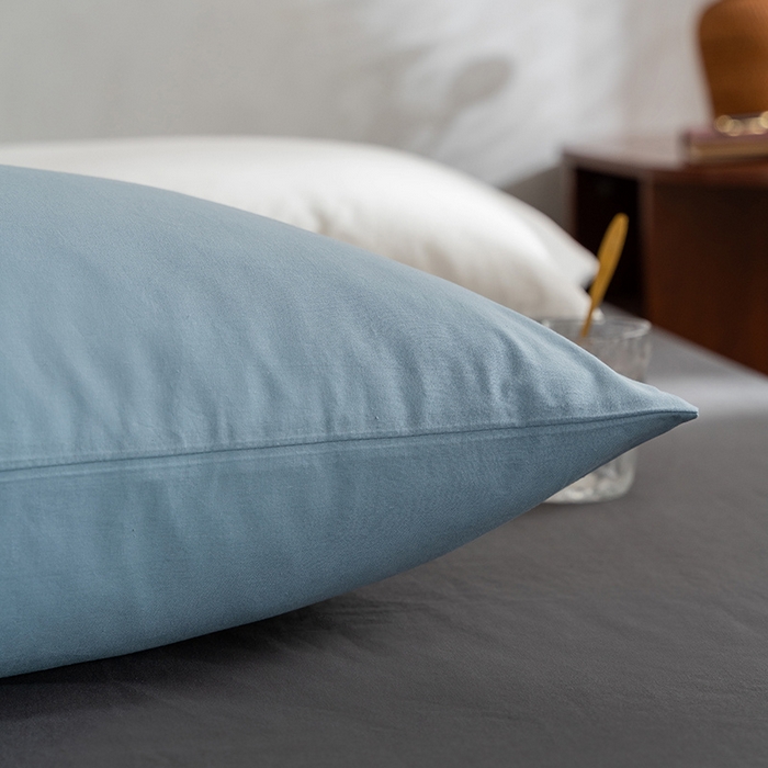 91家纺网 家纺一手货源 找家纺 雅居纺家纺 2025新款全棉素色水洗棉单枕套 白+浅蓝