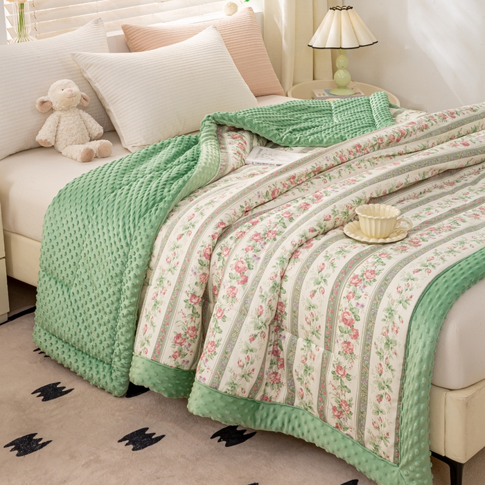 91家纺网 家纺一手货源 找家纺 锦鹭被业  2025款A类全棉纯棉豆豆被春秋空调夏凉加厚冬被子 蔷薇