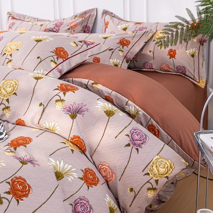 91家纺网 家纺一手货源 找家纺 雅慕家居 2025新款A类碎花水润棉磨毛四件套 朵朵玫瑰