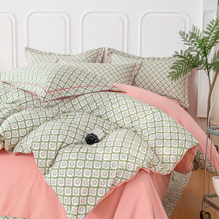 91家纺网 家纺一手货源 找家纺 雅慕家居 2025新款A类碎花水润棉磨毛四件套 绿格调