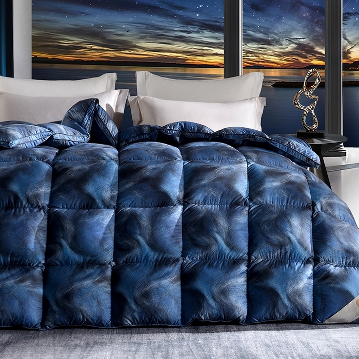 91家纺网 家纺一手货源 找家纺 织梦人羽绒工厂店 2024新款新国标50绒云柔棉柔赛丝数码印花被子 极光-蓝