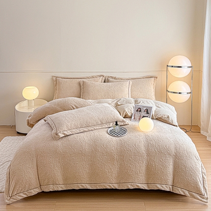 （买家秀爆款不断货）A类母婴级牛奶绒雕花四件套珊瑚绒小香风牛奶绒四件套雪花绒四件套雕花绒四件套压线款 蔷薇恋人-卡其