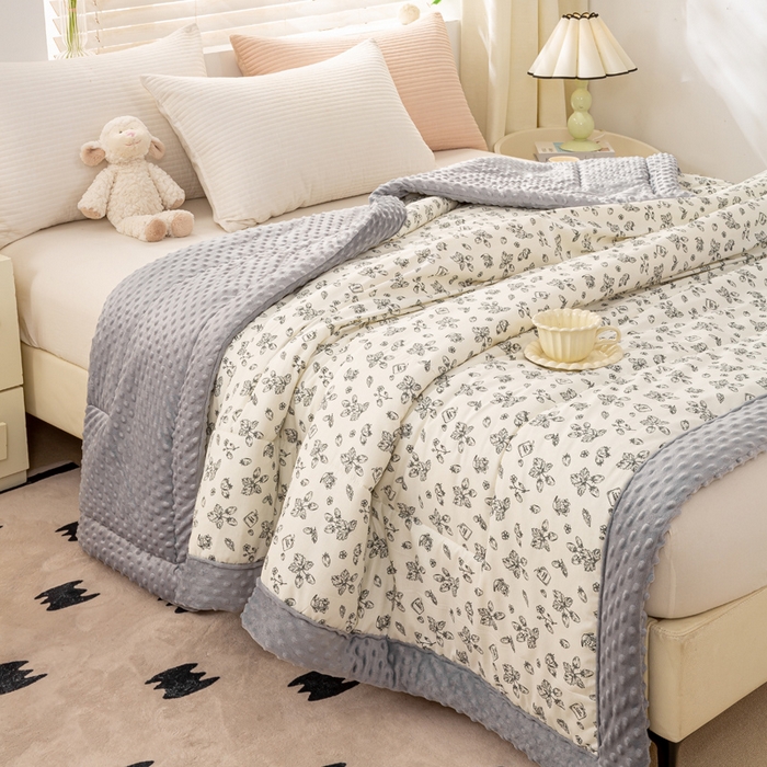 91家纺网 家纺一手货源 找家纺 锦鹭被业  2025款A类全棉纯棉豆豆被春秋空调夏凉加厚冬被子 素雅果