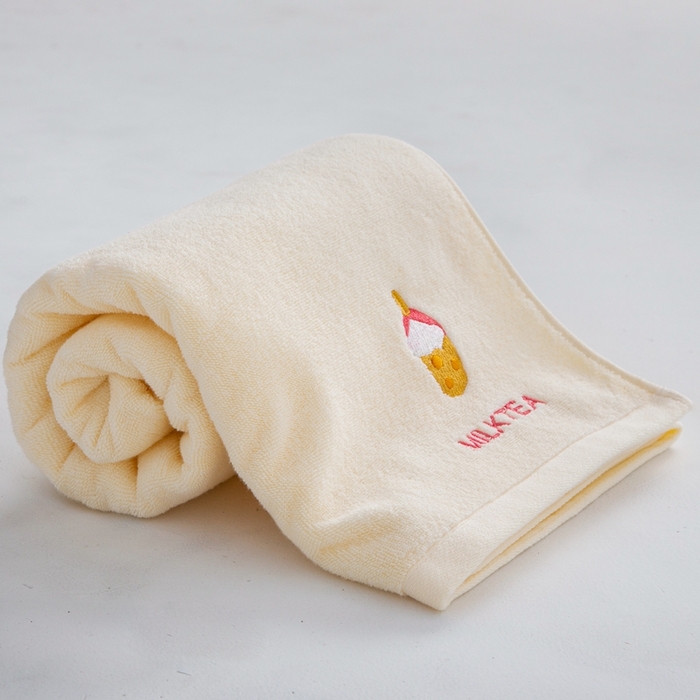 91家纺网 家纺一手货源 找家纺 悦然毛巾被 2025新款全棉幻彩灵动浴巾 灵动黄