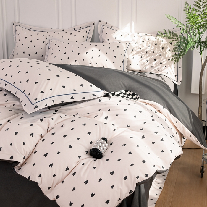 91家纺网 家纺一手货源 找家纺 雅慕家居 2025新款A类碎花水润棉磨毛四件套 一见倾心