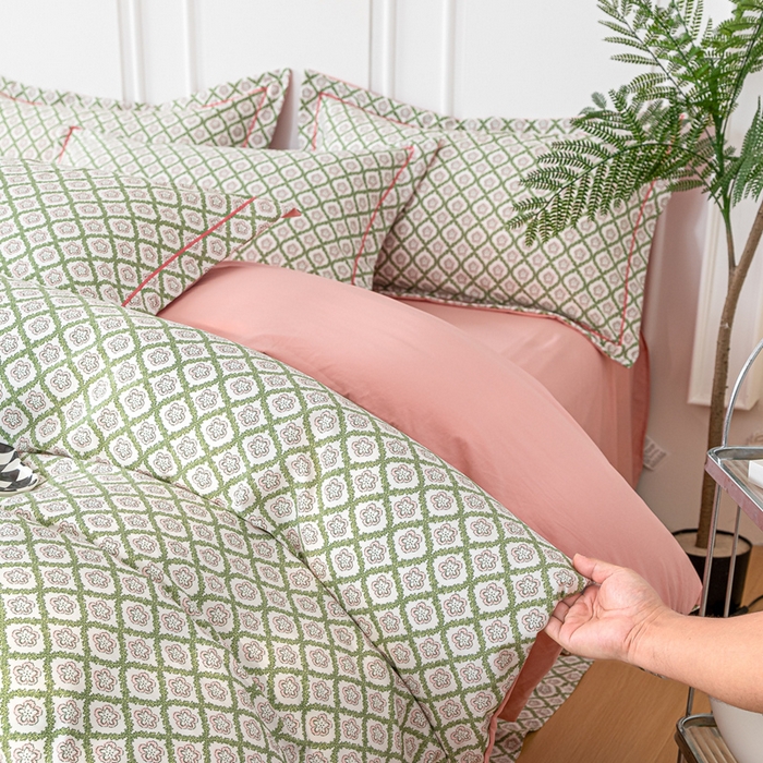 91家纺网 家纺一手货源 找家纺 雅慕家居 2025新款A类碎花水润棉磨毛四件套 绿格调