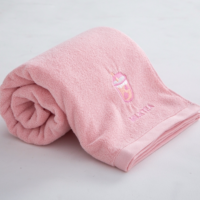 91家纺网 家纺一手货源 找家纺 悦然毛巾被 2025新款全棉幻彩灵动浴巾 灵动粉