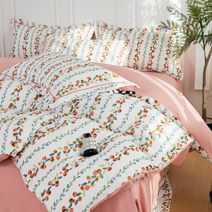 91家纺网 家纺一手货源 找家纺 雅慕家居 2025新款A类碎花水润棉磨毛四件套 果果乐园