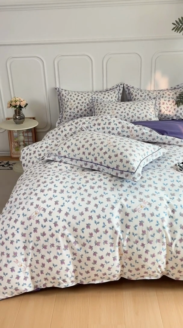 91家纺网 家纺一手货源 找家纺 雅慕家居 2025新款A类碎花水润棉磨毛四件套 紫梦