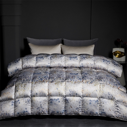 91家纺网 家纺一手货源 找家纺 （总）织梦人羽绒工厂店 2024新款新国标50绒蒙田里斯印花羽绒被