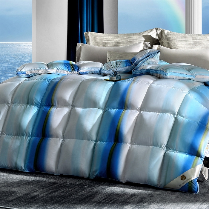 91家纺网 家纺一手货源 找家纺 织梦人羽绒工厂店 2024新款新国标50绒云柔棉柔赛丝数码印花被子 彩梦蓝