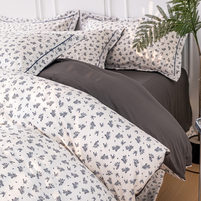 91家纺网 家纺一手货源 找家纺 雅慕家居 2025新款A类碎花水润棉磨毛四件套 波点生活