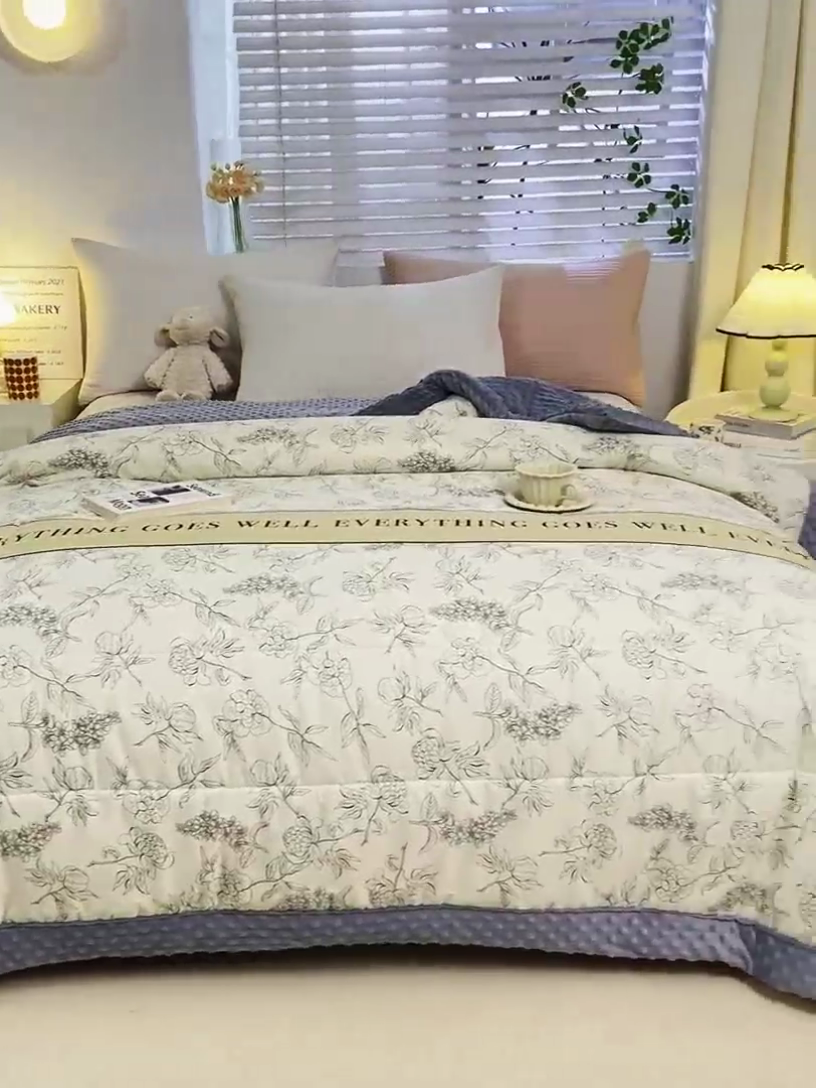 91家纺网 家纺一手货源 找家纺 锦鹭被业  2025款A类全棉纯棉豆豆被春秋空调夏凉加厚冬被子 午后茶花