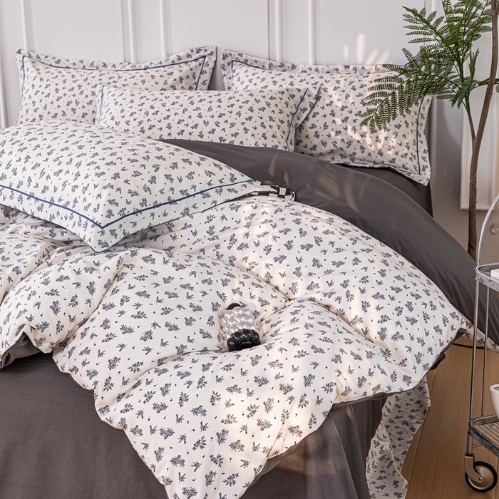 91家纺网 家纺一手货源 找家纺 雅慕家居 2025新款A类碎花水润棉磨毛四件套 波点生活