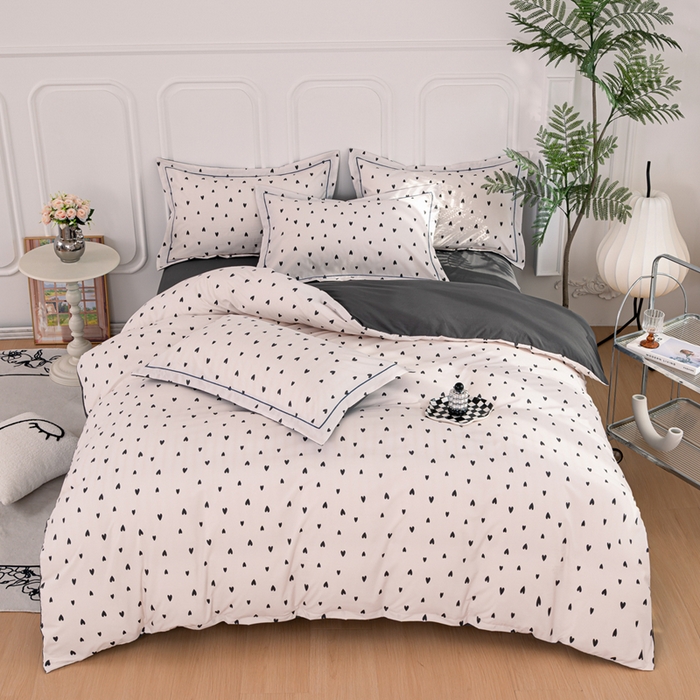 91家纺网 家纺一手货源 找家纺 雅慕家居 2025新款A类碎花水润棉磨毛四件套 一见倾心