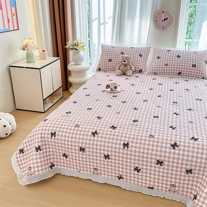 91家纺网 家纺一手货源 找家纺 岚吉 2025新款精梳棉珍珠棉小仙女款床盖三件套 蝶恋曲-豆沙