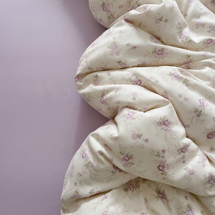 91家纺网 家纺一手货源 找家纺 （总）仟网汇 2025新款有氧针织棉双层纱系列四件套--床拍图