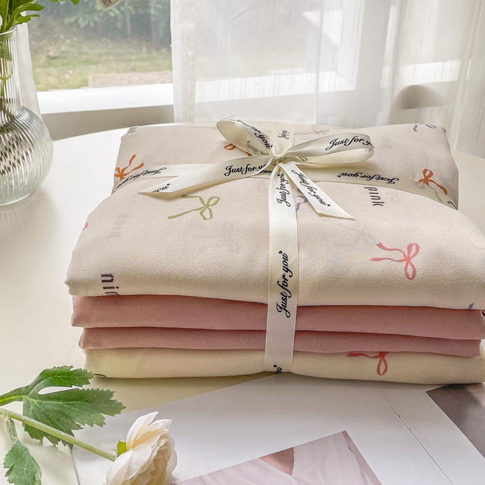 91家纺网 家纺一手货源 找家纺 一比一家纺 2025新款有氧针织棉双层纱系列四件套-叠拍图 五彩斑斓