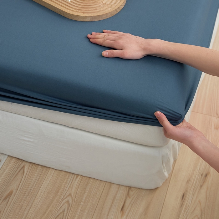 91家纺网 家纺一手货源 找家纺 2025春夏新款40支纯色彩虹糖系列单品床笠 彩虹-海军蓝