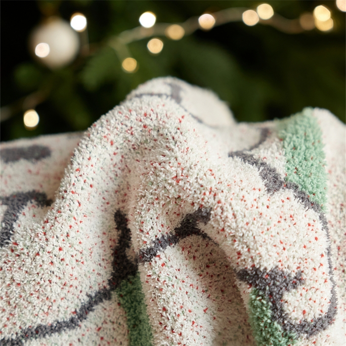 91家纺网 家纺一手货源 找家纺 （总）暖绵绵家纺 2025新款卡瑞克半边绒系列盖毯披肩毯毯子（最低零售价：161元）