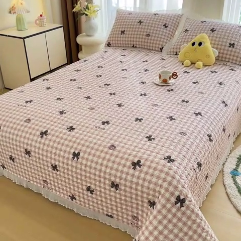 91家纺网 家纺一手货源 找家纺 岚吉 2025新款精梳棉珍珠棉小仙女款床盖三件套 蝶恋曲-豆沙