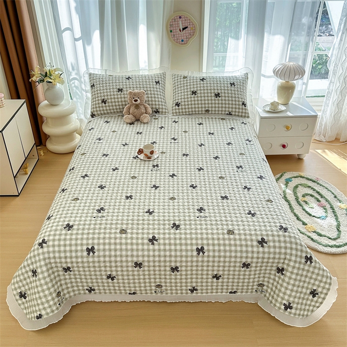 91家纺网 家纺一手货源 找家纺 岚吉 2025新款精梳棉珍珠棉小仙女款床盖三件套 蝶恋曲-灰绿