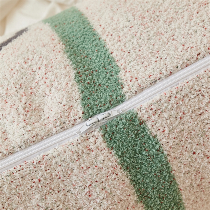 91家纺网 家纺一手货源 找家纺 （总）暖绵绵家纺 2025新款半边绒系列卡瑞克同款抱枕（含芯）（最低零售价：128元）