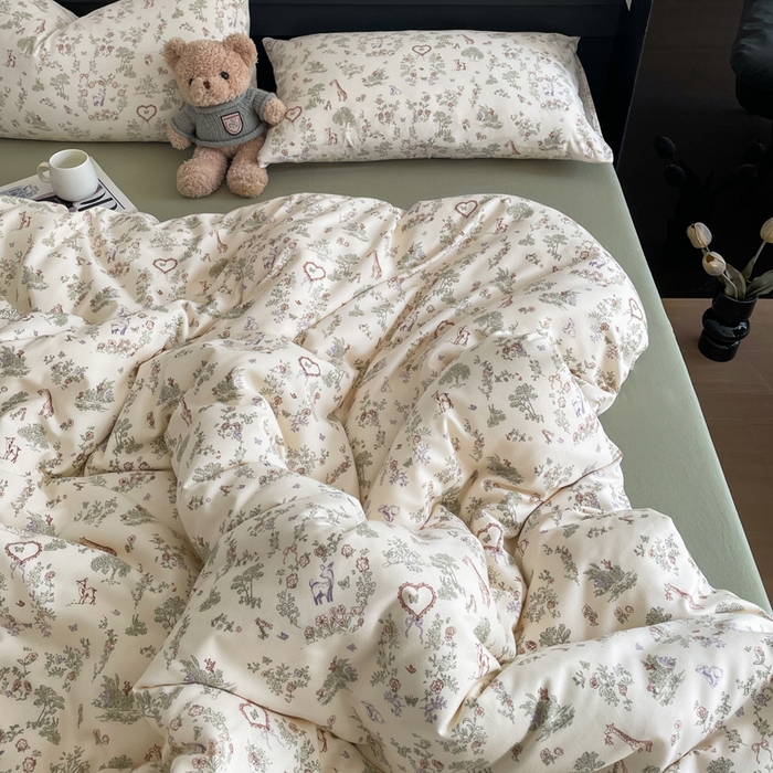 91家纺网 家纺一手货源 找家纺 仟网汇 2025新款有氧针织棉双层纱系列四件套--床拍图 舒香玉影