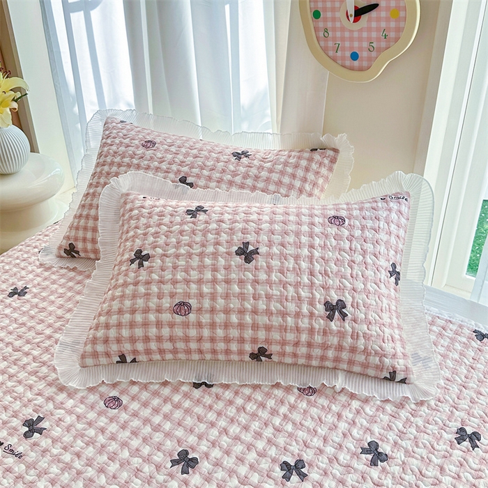 91家纺网 家纺一手货源 找家纺 岚吉 2025新款精梳棉珍珠棉小仙女款床盖三件套 蝶恋曲-豆沙