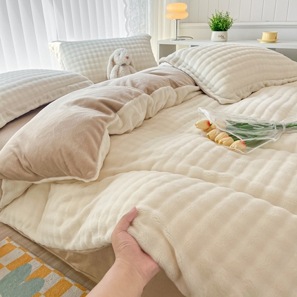 （买家秀爆款不断货）A类母婴级高克重纯色獭兔绒四件套剪花牛奶绒四件套牛奶绒四件套纯色韩式兔毛绒四件套 韩式兔绒-奶咖白