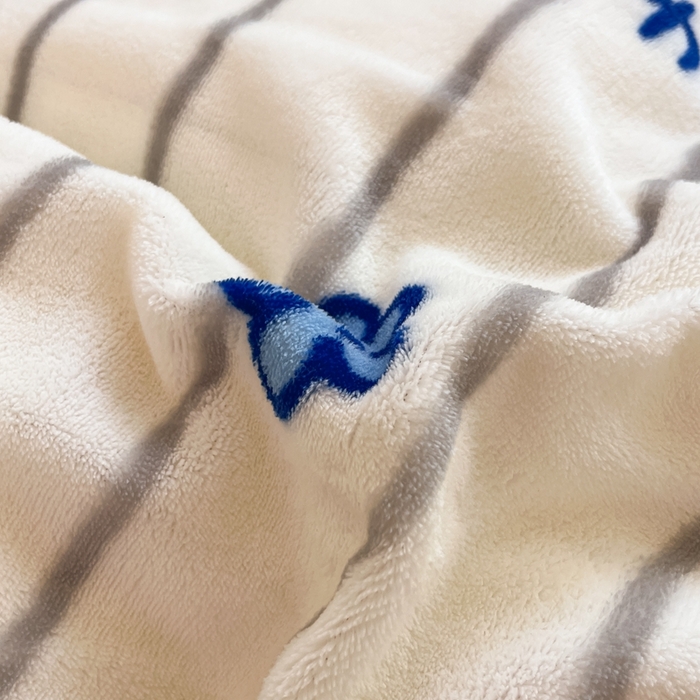 91家纺网 家纺一手货源 找家纺 （买家秀 爆款不断货）A类母婴级双面牛奶绒四件套三角针珊瑚绒雪花绒四件套高克重卡通牛奶绒四件套花卉 蓝绿恐龙