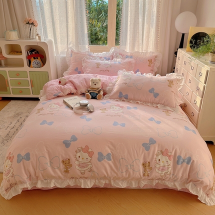 91家纺网 家纺一手货源 找家纺 三朵家纺 2025新款全棉花边款三丽欧系列四件套 蝴蝶结凯蒂