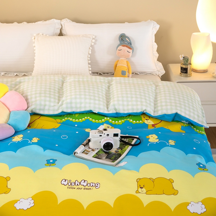 91家纺网 家纺一手货源 找家纺 2025新款纯棉加牛奶绒被套 呆呆熊