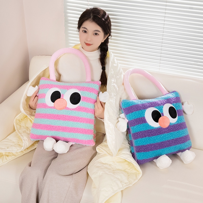 91家纺网 家纺一手货源 找家纺 中华鲟 2025新款多功能羊羔绒提花网红抱枕毯卡通立体贴布刺绣抱枕被夏被 紫色