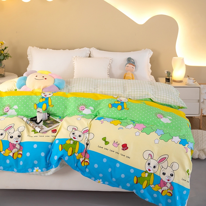 91家纺网 家纺一手货源 找家纺 2025新款纯棉加牛奶绒被套 星月兔