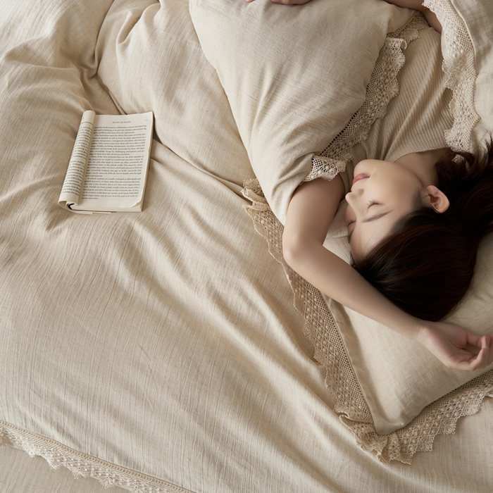 91家纺网 家纺一手货源 找家纺 安莱生活 2025新款人字纹三款工艺款四件套 人字纹花边款