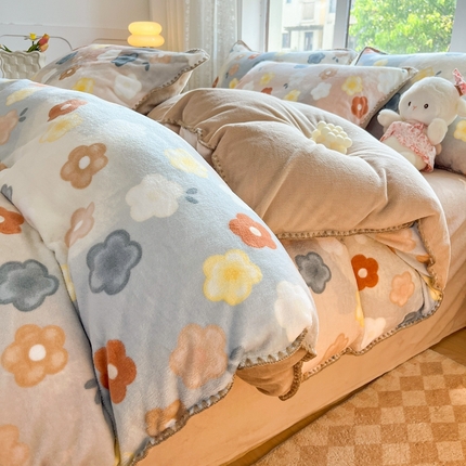 91家纺网 家纺一手货源 找家纺 （买家秀 爆款不断货）A类母婴级双面牛奶绒四件套三角针珊瑚绒雪花绒四件套高克重卡通牛奶绒四件套花卉 花儿朵朵