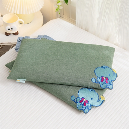 91家纺网 家纺一手货源 找家纺 （总）仁宇枕业 2024新款全棉粉色蝴蝶系列儿童全荞麦枕头枕芯30*50cm