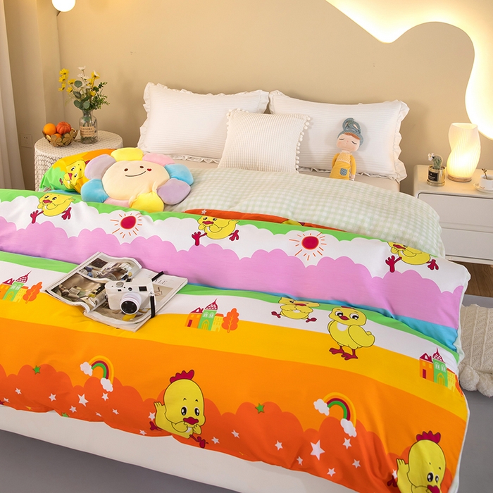 91家纺网 家纺一手货源 找家纺 2025新款纯棉加牛奶绒被套 彩虹牧场