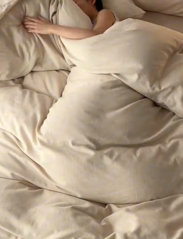 91家纺网 家纺一手货源 找家纺 安莱生活 2025新款人字纹三款工艺款四件套 人字纹纽扣款