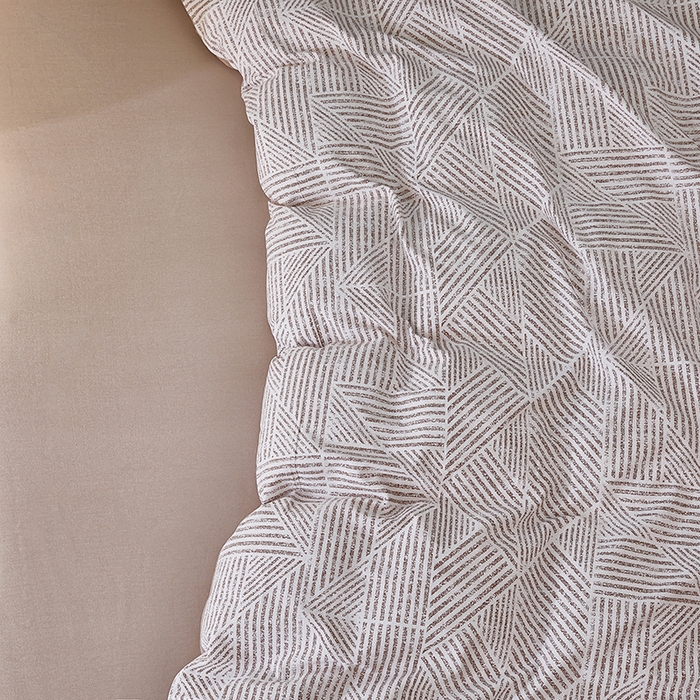 91家纺网 家纺一手货源 找家纺 雲归梦 2024新款加厚全棉生态磨毛大版四件套 格风