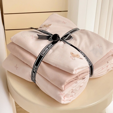 91家纺网 家纺一手货源 找家纺 尤米 2025新款有氧针织双层纱四件套 软萌兔