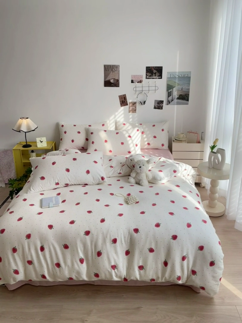 91家纺网 家纺一手货源 找家纺 尤米 2025新款有氧针织双层纱四件套 草莓啵啵