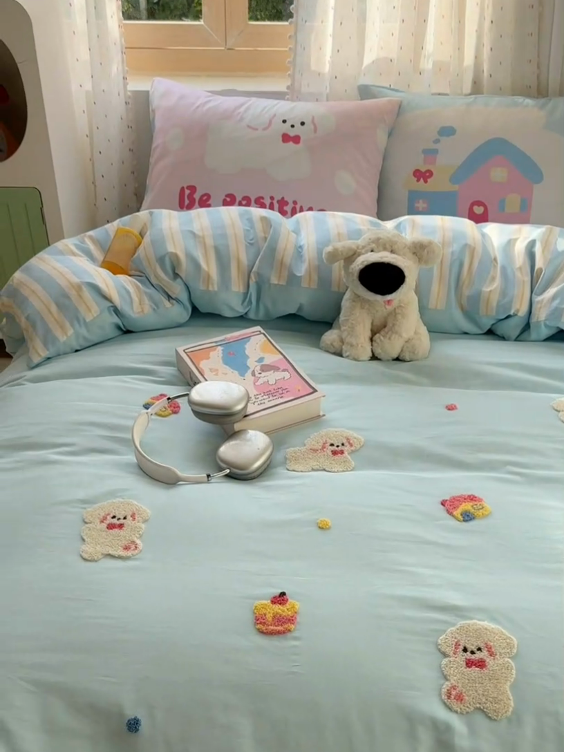 91家纺网 家纺一手货源 找家纺 美乐迪家纺 2025新款全棉绣花四件套 小狗派对