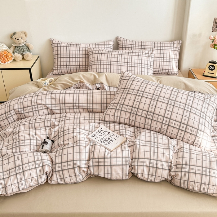 91家纺网 家纺一手货源 找家纺 柠馨 2025新款13372全棉印花四件套无印风系列 窗格粉